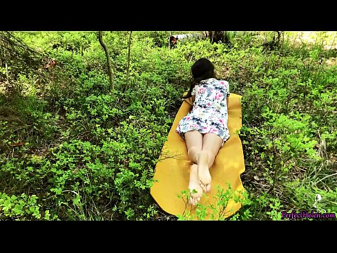 ❤️ Tinder 上的陌生人在樹林裡自慰我的陰部並熱情地亂搞 色情 在我們